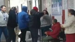 Cierran Cesfam tras pelea con apuñalados dentro del recinto